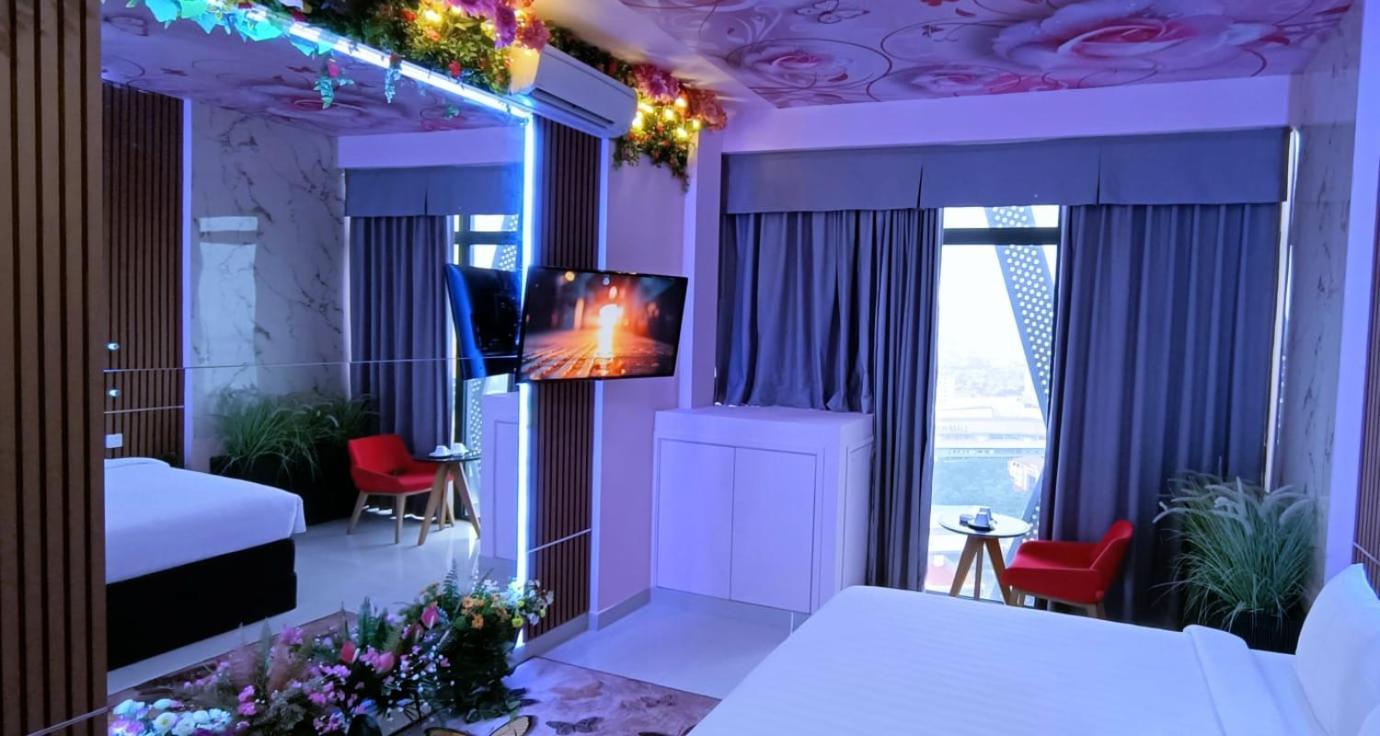 The Bridge Club Hotel Пном Пен Екстериор снимка