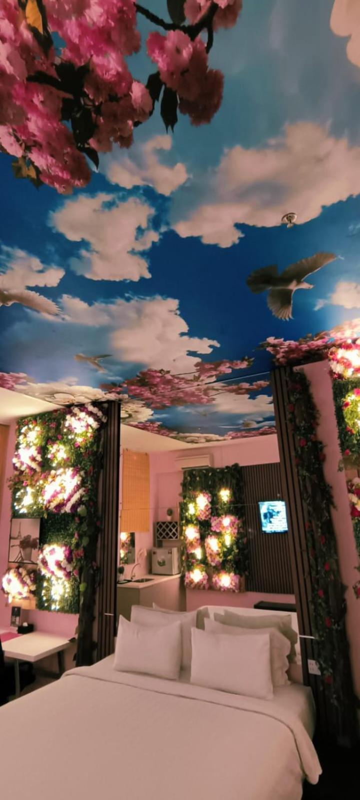The Bridge Club Hotel Пном Пен Екстериор снимка