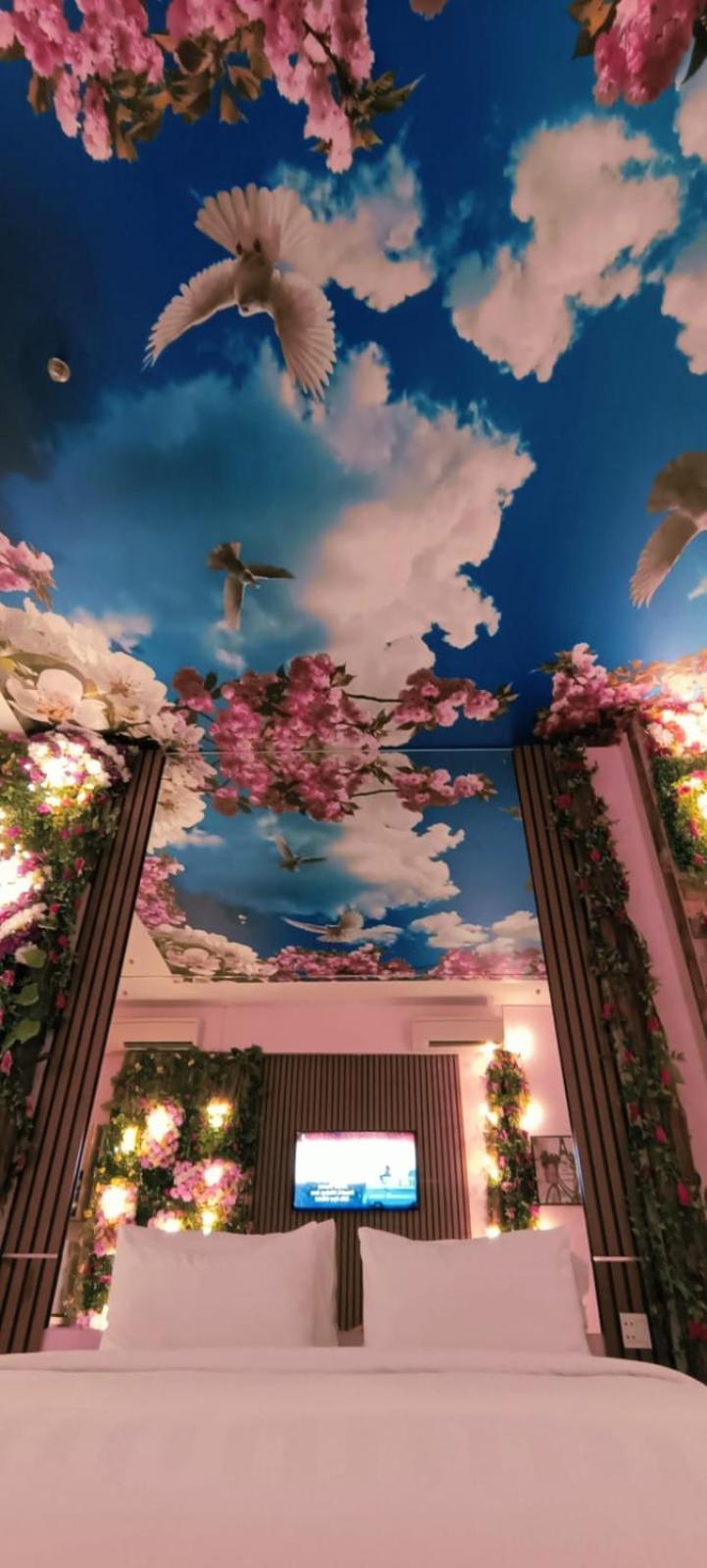 The Bridge Club Hotel Пном Пен Екстериор снимка