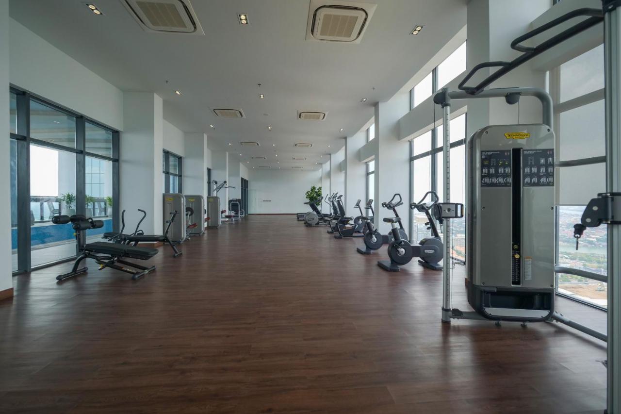 The Bridge Club Hotel Пном Пен Екстериор снимка